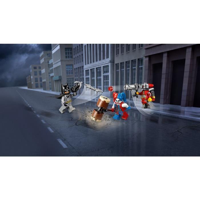 LEGO Super Heroes- DC Universe 76053 Batman? : La Poursuite a Gotham City