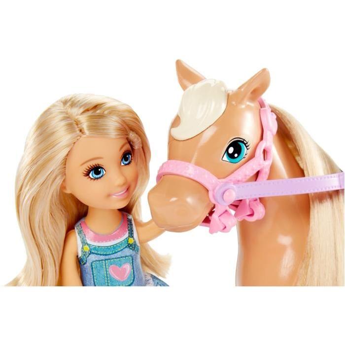 BARBIE - Chelsea et son Poney