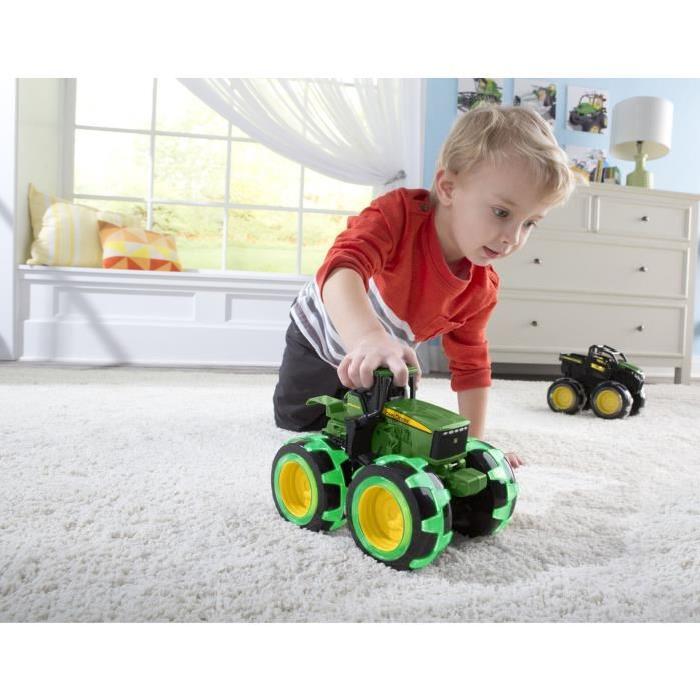 JOHN DEERE Monster Treads light Wheels