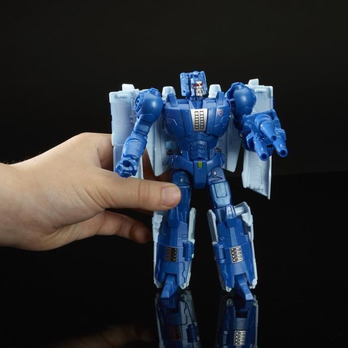 TRANSFORMERS Generation Deluxe Scourge 15cm