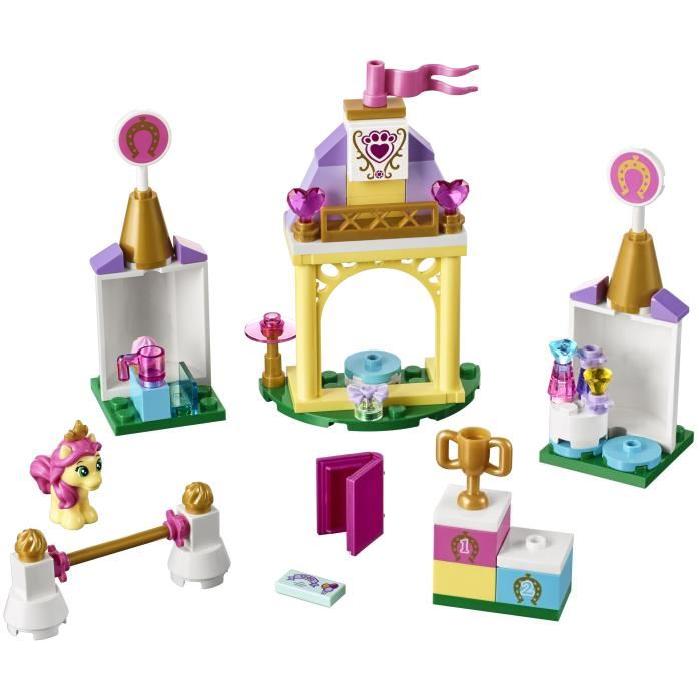 LEGO Disney Princess 41144 L'Écurie royale de Rose