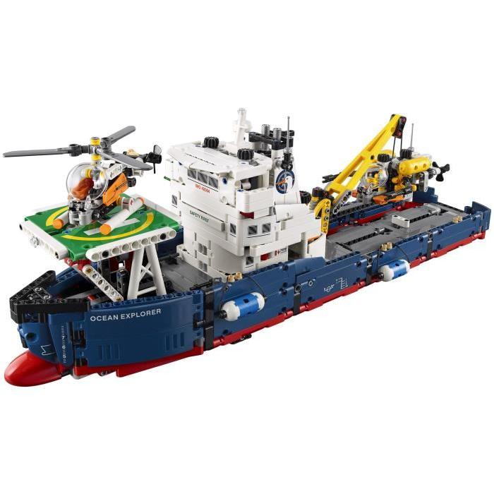 LEGO Technic 42064 Le Navire d'Exploration