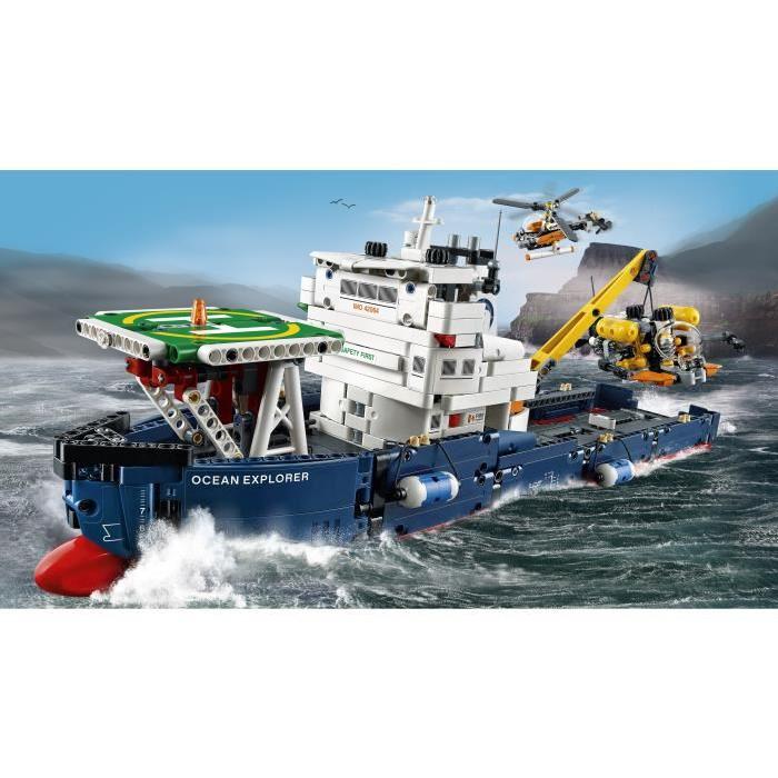 LEGO Technic 42064 Le Navire d'Exploration