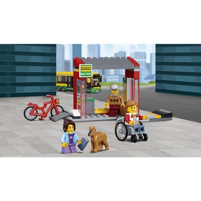 LEGO City 60154 La Gare routiere