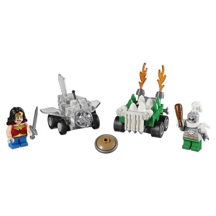 LEGO Super Heroes 76070 Mighty Wonder Woman contre Doomsday